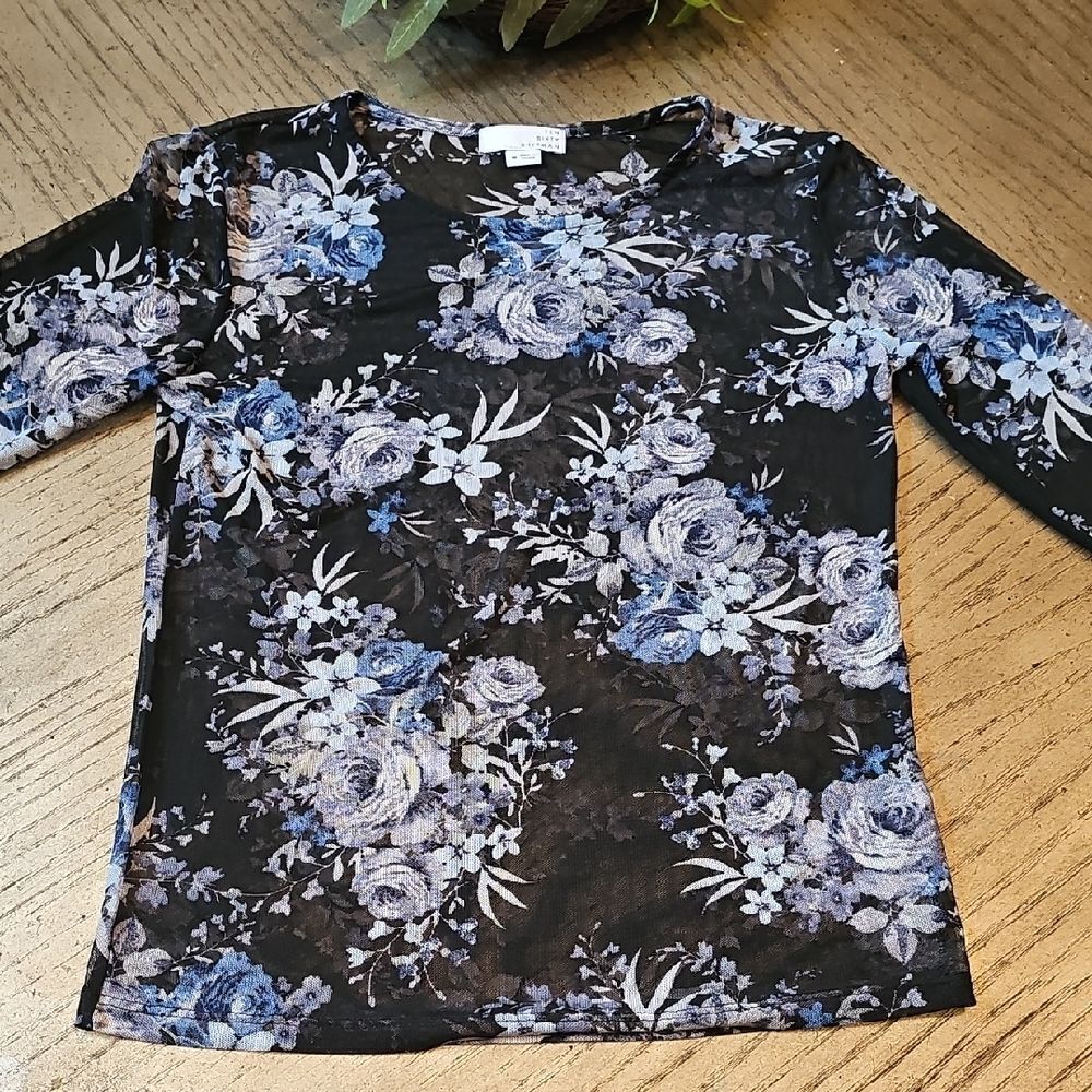 Ten Sixty Sherman Black and Blue Floral Sheer Long Sleeve Blouse Size M